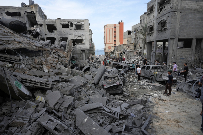 加沙地区有建筑物被炸毁。 美联社
