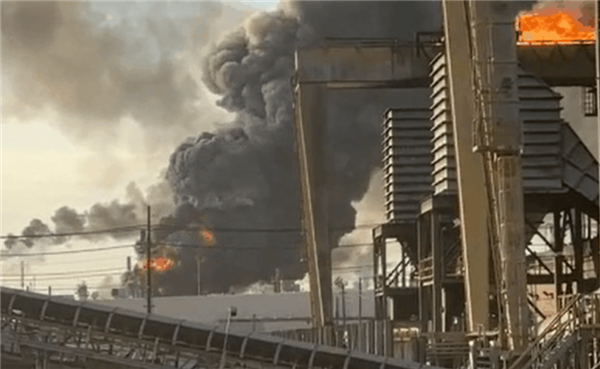 国际油价再添变数！美国得州一炼油厂突发爆炸：日产能38万桶遭重创