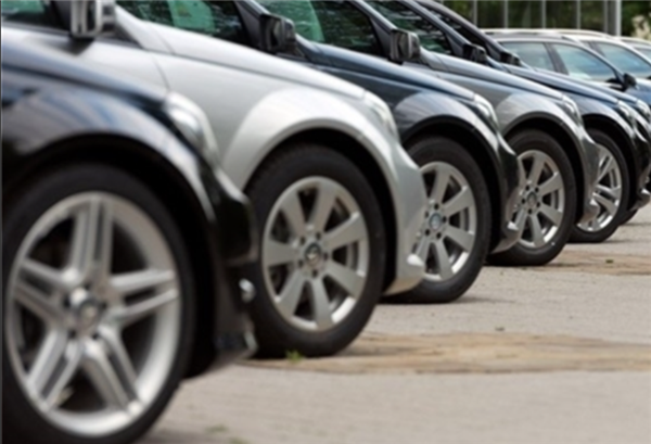 只换不修坑惨车主！张斌：千万新能源车迎脱保潮 三电维保严重缺位